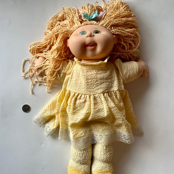 2004 Play Along Cabbage Patch Kids Doll, Blond Curly Hair with Green Eyes Cabbage Patch Doll, Collectible Girl Baby Doll, Braided Blond Hair