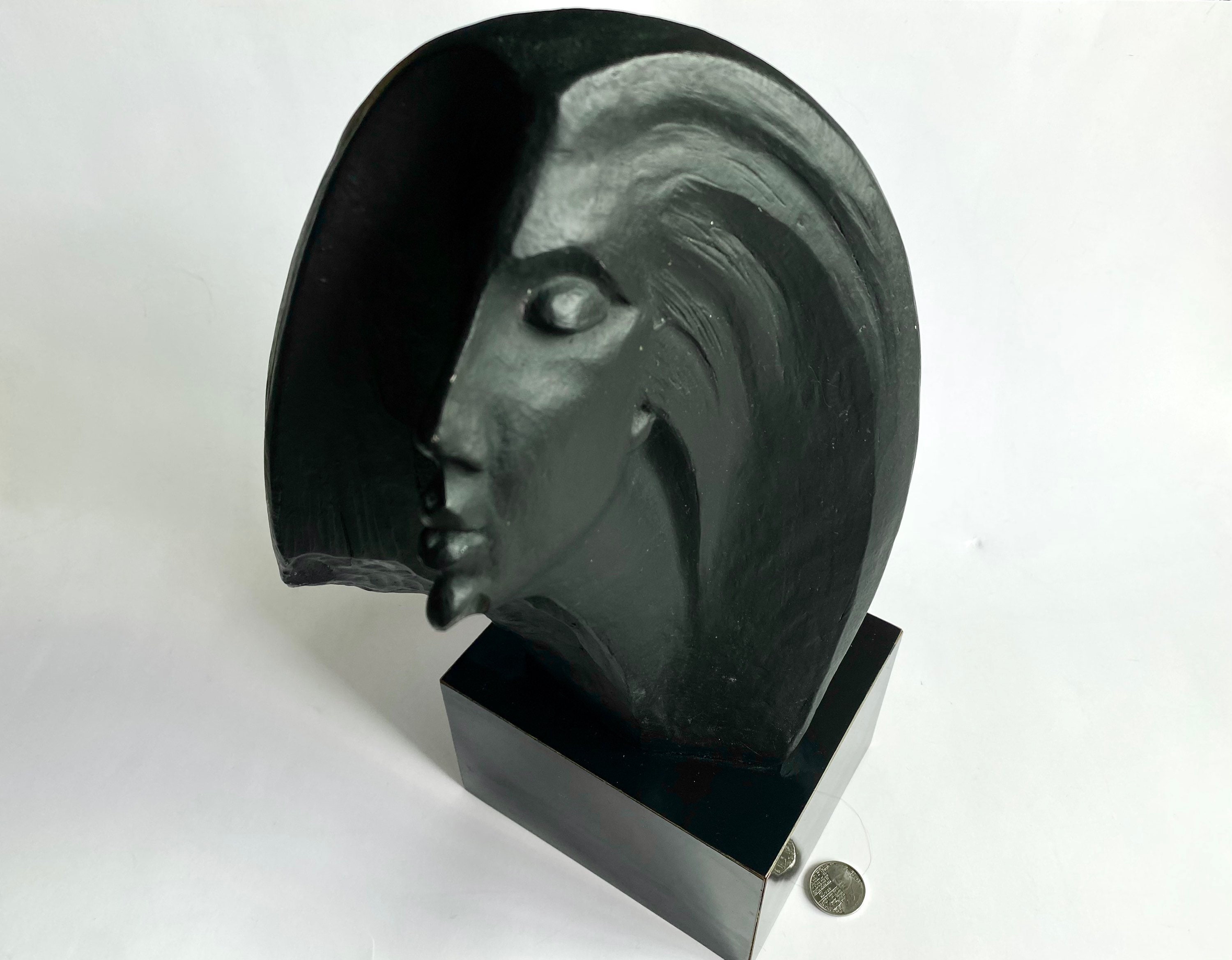 Vintage Woman's Bust Sculpture, Star Gazer Desktop Sculpture Vintage Woman's Bust Sculpture, Star Gazer Desktop Sculpture