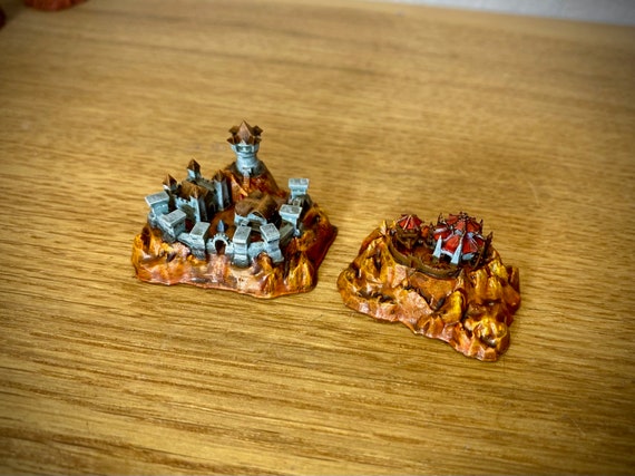 2 stronghold miniatures (orc and humans) for board games