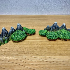 Western mountain miniatures for board games (2 pieces)