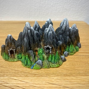 Dwarven Hills miniature for board games (detailed version)