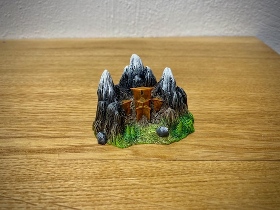 Mount Gunda miniature for board games (Small Variant Version)