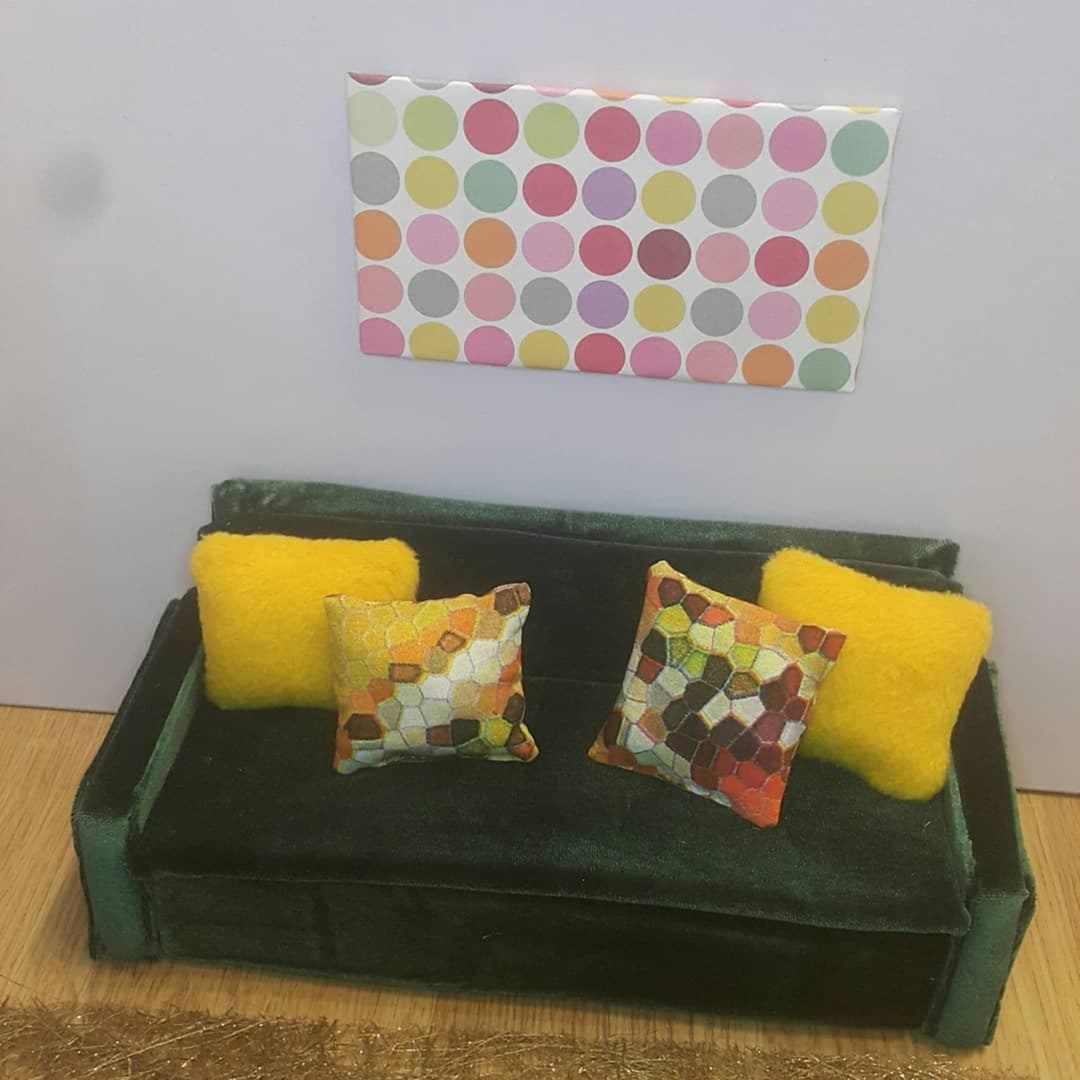 1/6 Scale Doll Furniture /12 Inc Doll Furniture / Velvet Doll Sofa / Doll Pillows / Doll Sofa