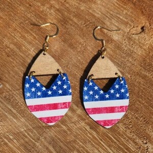 USA flag earrings, Wooden earrings, Patriotic earrings, 4th of July earrings, Independence Day earrings, Red white and blue