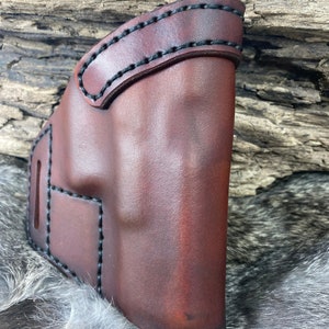 Avenger style leather holster fits Walther PPK