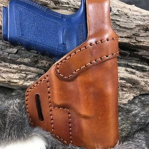 Avenger style leather holster fits Sig Sauer P365 X-Macro Thumb Break