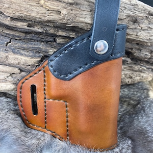 Avenger Style Leather Holster with a Strap for Glock 48
