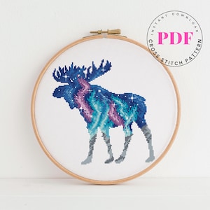 Kruissteekpatroon eland | PDF-borduurwerk noorderlicht | Aurora Borealis-stekentabel | Moderne hoepelkunst bosdieren