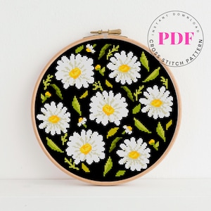 Margerite Kreuzstich Stickmuster PDF – Moderne Blumenstickerei auf Schwarz – Botanischer Stickrahmen – Sofortiger Download
