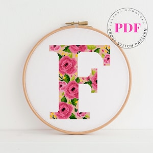 花文字FのクロスステッチパターンPDF | モノグラムアルファベット刺繍デザイン | ギフトや保育園用の花柄イニシャルTフープをすぐにダウンロード