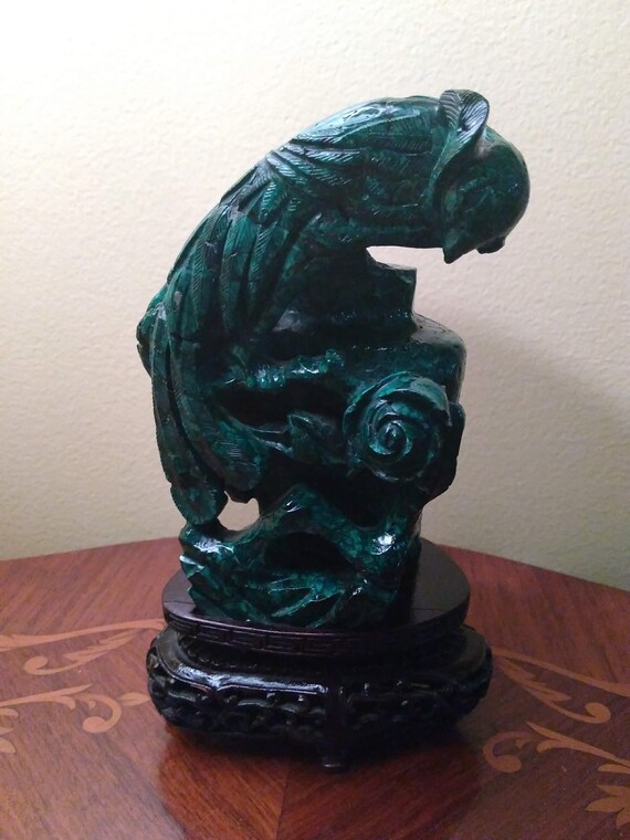 malachite sculpture