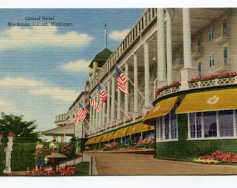 Grand Hotel Mackinac Island Michigan Postcard