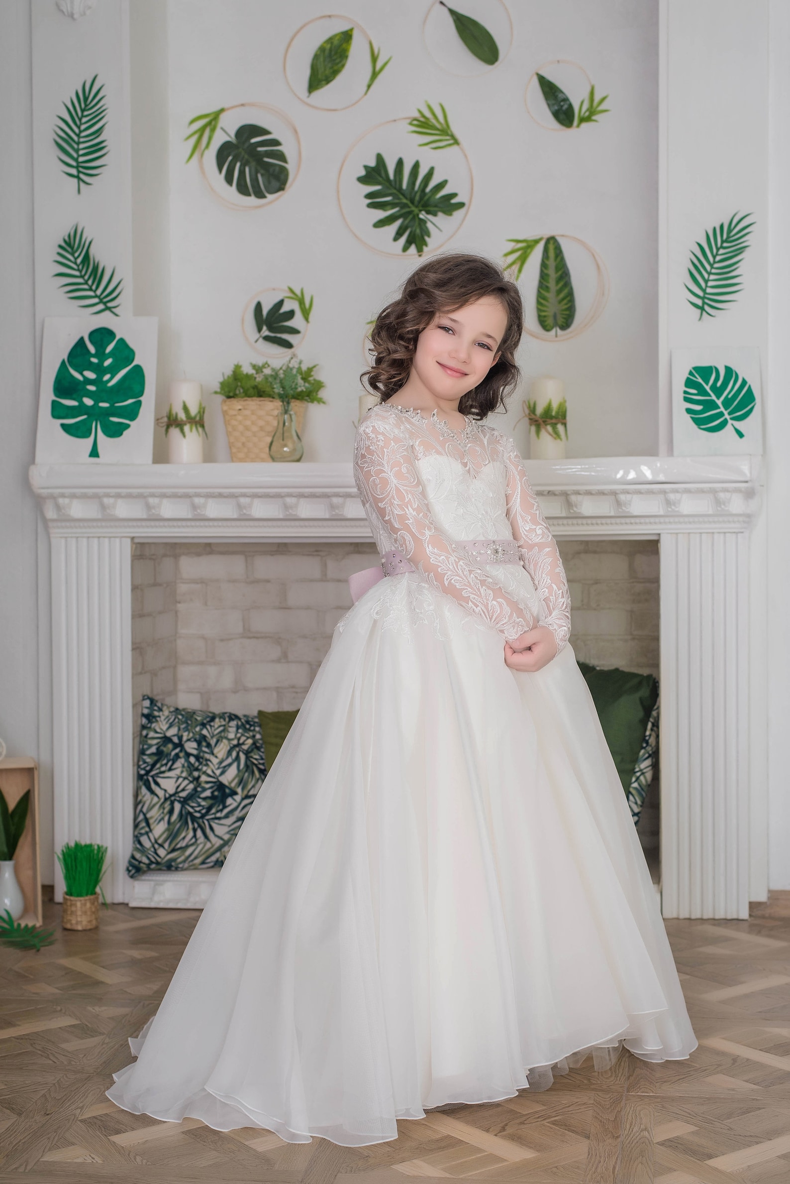 Robe de fille de première communion robe brillante de Etsy