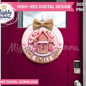 Puede incluir: Una casa de jengibre rosa y blanca con corazones rosas y el texto "HOME SWEET HOME" en un letrero redondo de madera con un lazo de arpillera.
