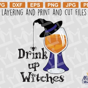 Puede incluir: Un diseño digital que presenta una copa de vino con un sombrero de bruja y una araña colgando del tallo. El texto "Drink up Witches" está escrito debajo del vaso. El diseño está en negro, naranja, morado y blanco.