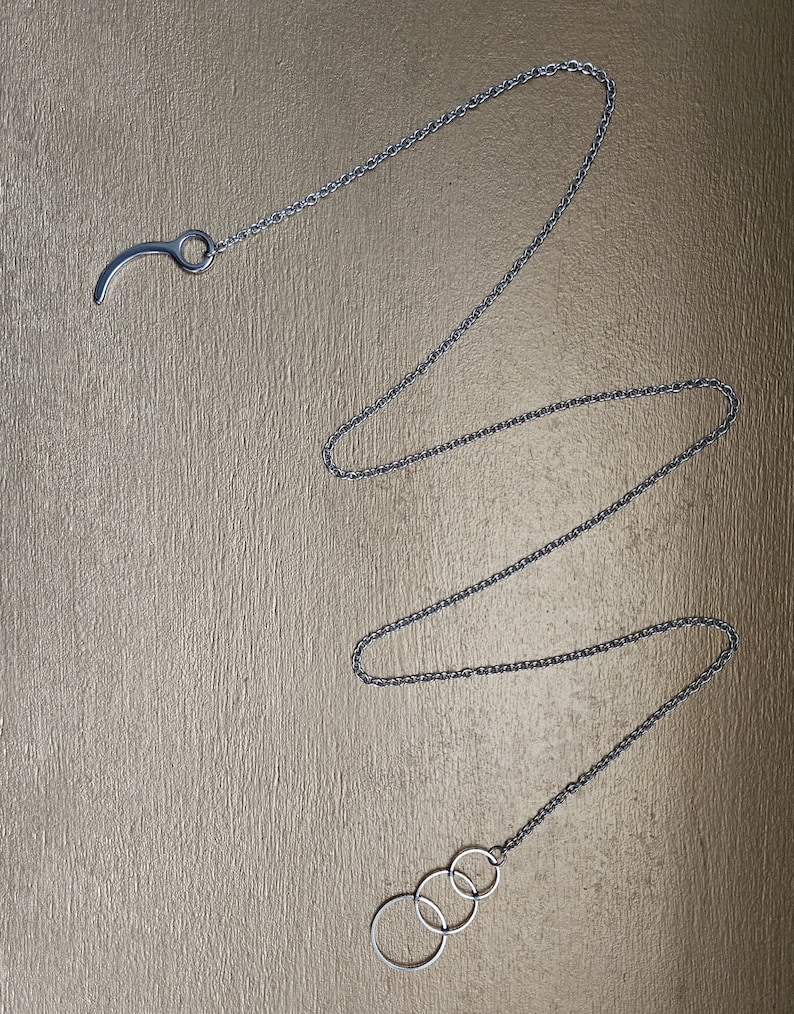 Skydiver 3-Ring & Closing Pin Necklace image 6