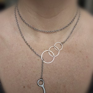 Skydiver 3-Ring & Closing Pin Necklace image 4