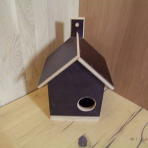 thewoodman: Squirrel house made of weatherproof / waterproof screen print