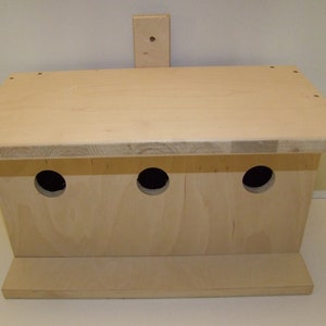 Nesting box, birdhouse, bird villa, breeding cave, made of carpenter&#39;s plate birch.3 hole