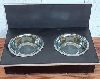Food bar, food bowl made of stainless steel. Washable, outdoor, waterproof.