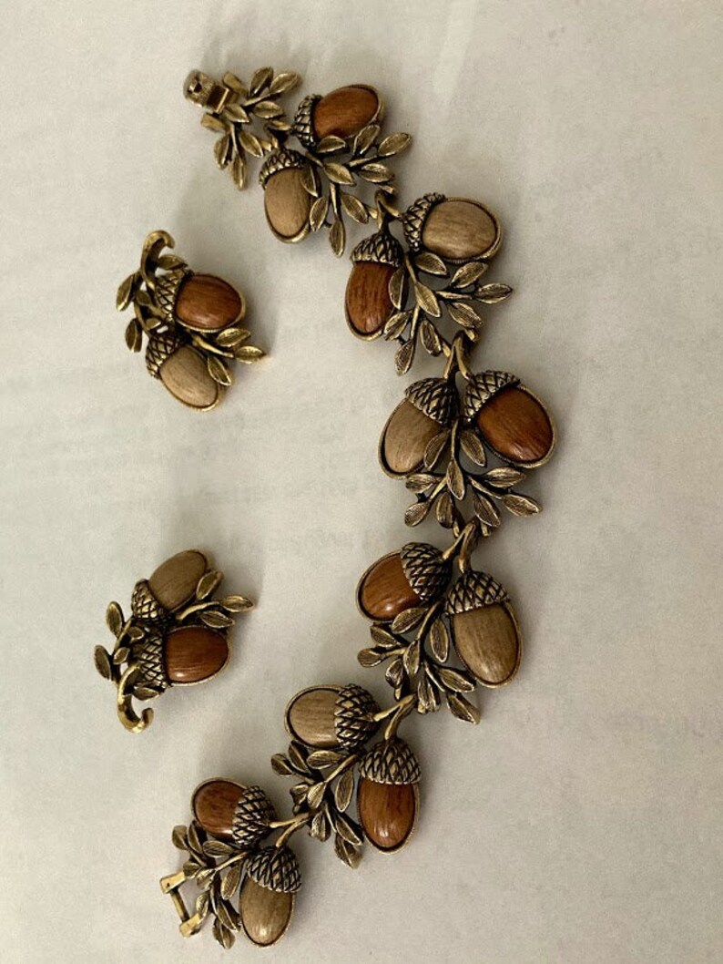 Acorn Bracelet and Earrings Jewelry Set
