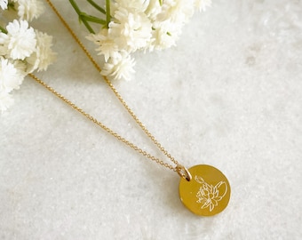 Collar con moneda de la flor de nacimiento de julio, nenúfar, joyería floral, colgante grabado de acero inoxidable, regalo de cumpleaños, recuerdo, regalo para ella.