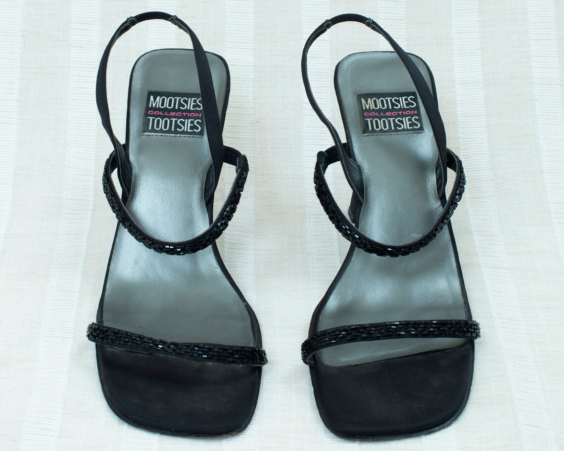 90s Black Beaded Strappy Sandals 10 40 Mootsies Tootsies Minimalist High Heeled Slingback