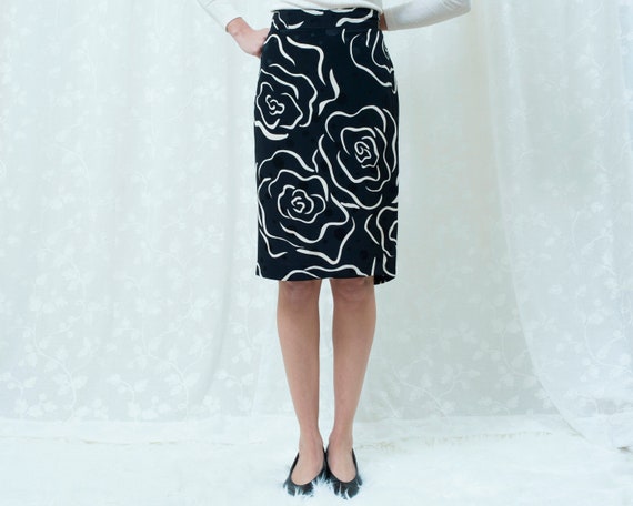 80s black floral silk pencil skirt large | 33 wai… - image 1