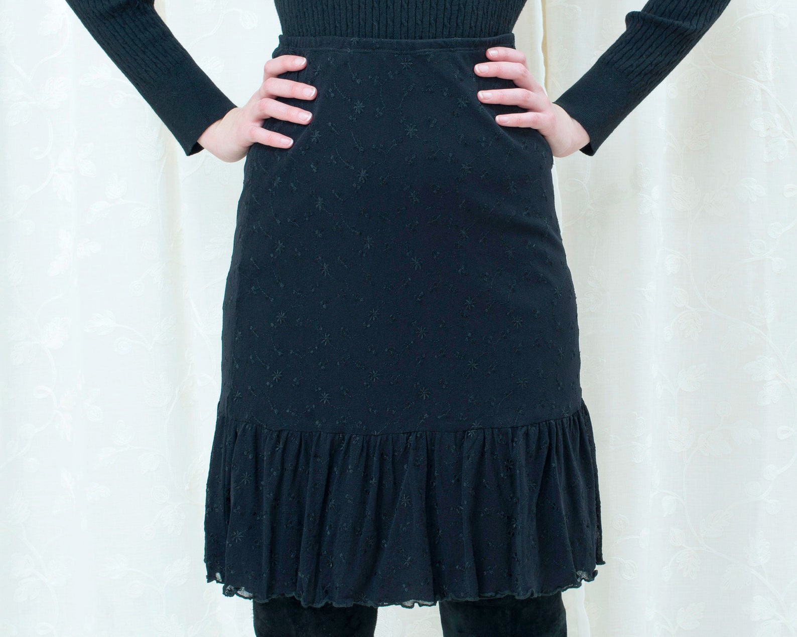 floral lace mini skirt