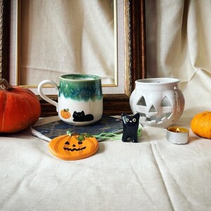 The Halloween mug - black cat and pumpkin mug Bundle Deep green 2