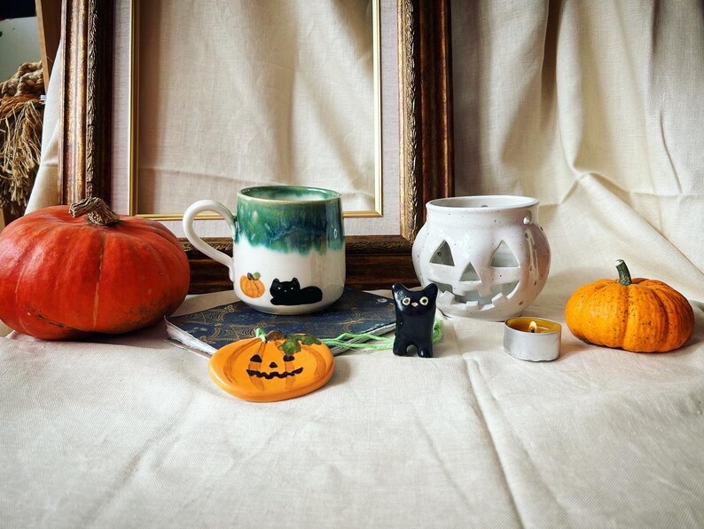 The Halloween mug - black cat and pumpkin mug Bundle Deep green 2