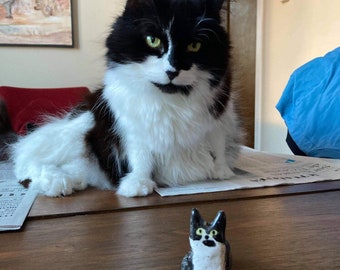 Handmade Stoneware Cat Figurine – Pet Memorial Gift, Montreal