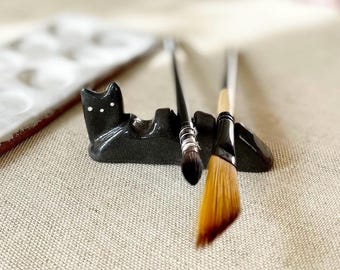 The black kitty ceramic brush holder - the artist essential accessory