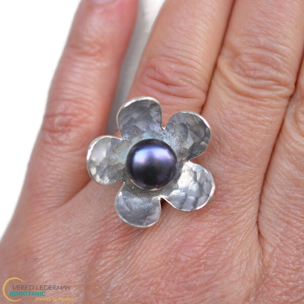 Gaint Flower Hand made Dark Blue natural Pearl Silver Ring, Stetment spring festivals Ring, Unusual Silver Ring, Nature Ring,