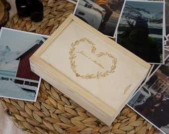 Fotobox aus Holz, personalisiertes Geschenk, Geschenk aus Holz, Geschenkidee für Sie und Ihn, Erinnerungsbox, DIY, maximale Fotogröße 10x15cm - Muster Nr.4