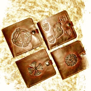 Cartera de piel auténtica irlandesa hecha a mano. Conjunto No.1... Cada uno se vende por separado.