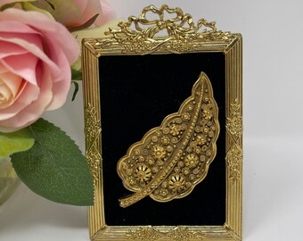 Etrusceana Brooch Pin Leaf, Gold Tone, Vintage Framed Jewelry Art 1940's Signed