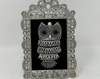 Vintage Owl Pendant in Miniature Ornate Frame - Exquisite Jewelry Art for Owl Lovers, Perfect Gift for Home Decor & Collectors