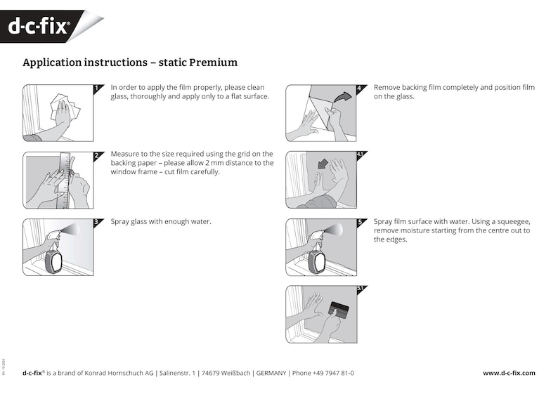 Pu&ograve; includere: Un'illustrazione in bianco e nero che mostra le istruzioni passo passo per applicare la pellicola adesiva statica per finestre. Le istruzioni includono la pulizia del vetro, la misurazione della pellicola, la spruzzatura del vetro con acqua e l'utilizzo di una spatola per rimuovere l'acqua.