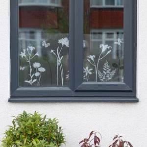 Pellicola adesiva statica premium per finestre BLOSSOM, 45 cm x 1,5 m, per la privacy. immagine 6