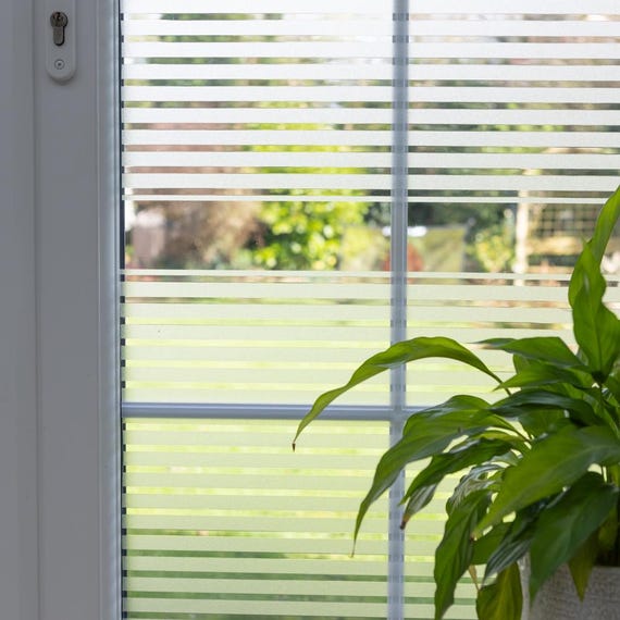 D-c-fix Clarity Premium 45 cm x 2 m statisch haftende Vinyl-Fensterfolie für Sichtschutz und Dekoration