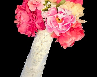 BRIDAL BOUQUET HOLDER