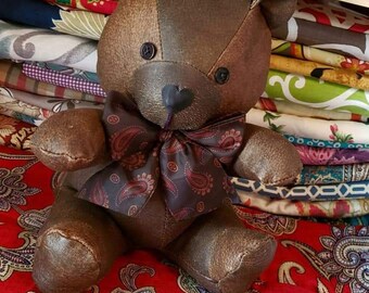 STANDARD LEATHER BEAR