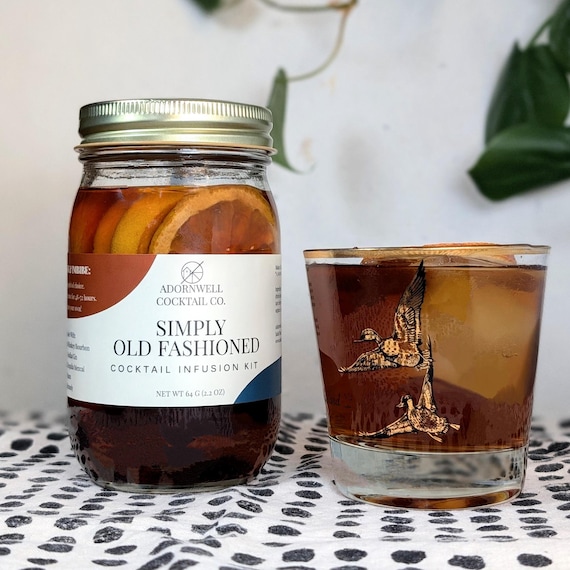 Old Fashioned Cocktail Infusion Kit: Whiskey, Dried Oranges, Recipes Included
