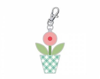 Lori Holt's Gingham Garden Enamel Happy Charm