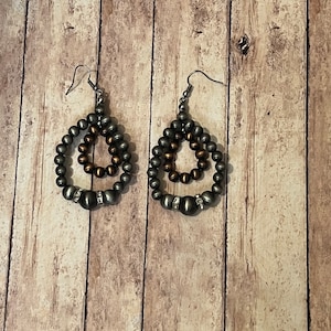 Navajo pearl and bling double hoop earrings. Navajo pearl earrings. Western jewelry. Hoop earrings