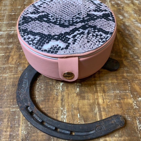 Pink and snake skin leather travel jewelry box. Leather jewelry box. Travel jewelry box. Western jewelry storage