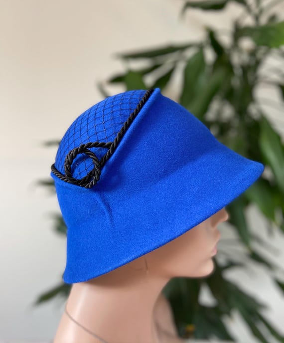 Custom-made Cloche Hat in the Style of the 1920s  display picture 1