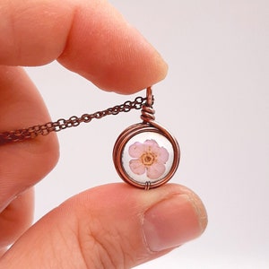 Pressed Flower Necklace, Resin Flower Necklace, Resin Jewelry, Pressed Flower Jewelry, Copper Necklace, Gift for her