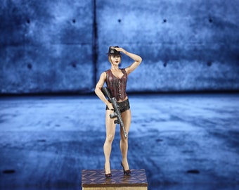 Gangster Girl Rita Resin Model Kit: Unpainted Pin-Up Miniature (75mm, 1/24 Scale)